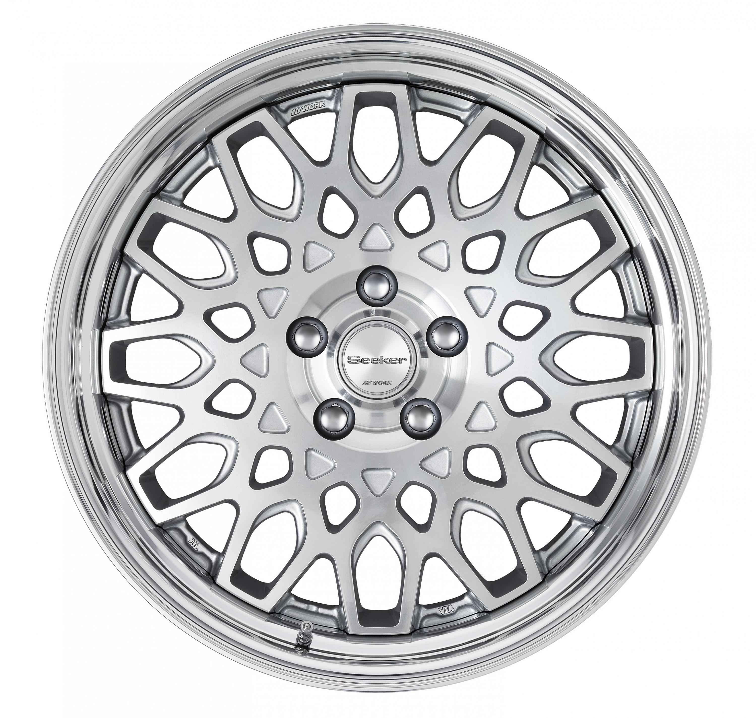 ■サイズ：18inch
■ディスク：カットクリア(標準)
■リム：STEP RIM(形状)/バフアルマイト(標準)
■センターキャップ：標準