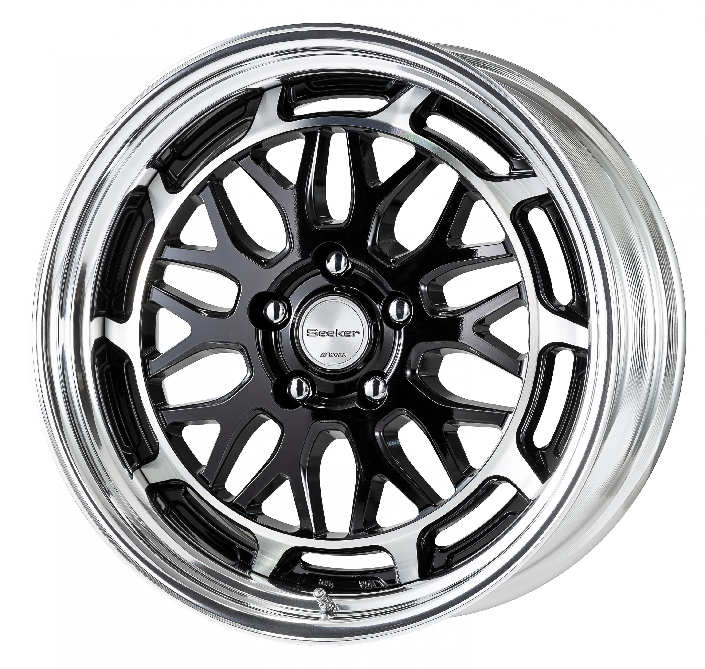 ■サイズ：18inch
■ディスク：ブラックカットクリアプラス(標準)
■リム：STEP RIM(形状)/バフアルマイト(標準)
■センターキャップ：標準