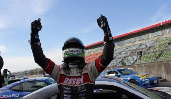 asset techno BS86 has won the double season Chang pin in the 86 / BRZ RACE CLUBMAN and PROFESSIONAL
