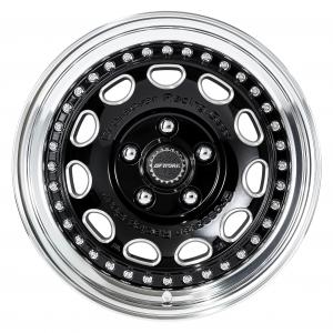 ■サイズ：16inch 8.0J +0 5H-114.3
■ディスク：ブラックシャンファーマシニング(標準)
■リム：NORMAL(形状)/バフアルマイト(標準)
■センターキャップ：標準